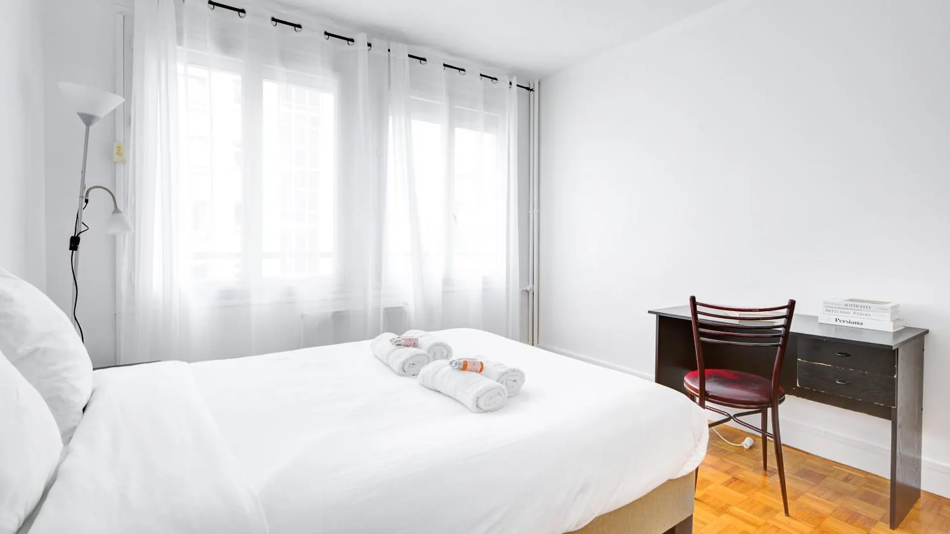126 - Trocadero 8 Minutes A Pieds Tour Eiffel 7 Pers Appartement Parijs